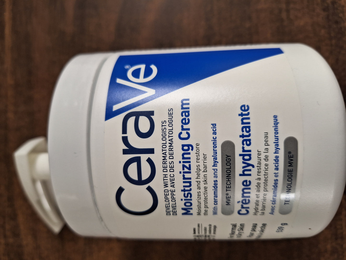 CeraVe moisturising creme
