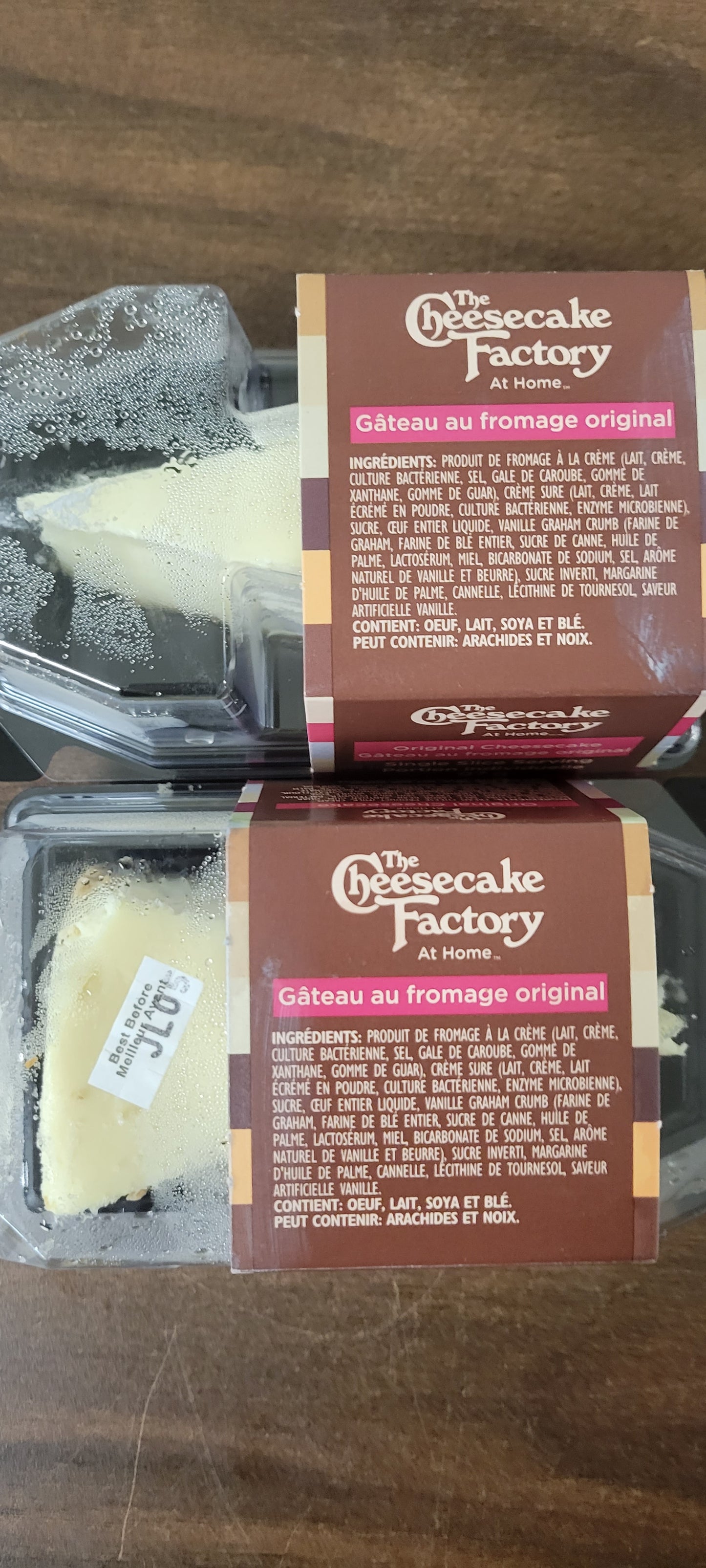 Cheese cake slice