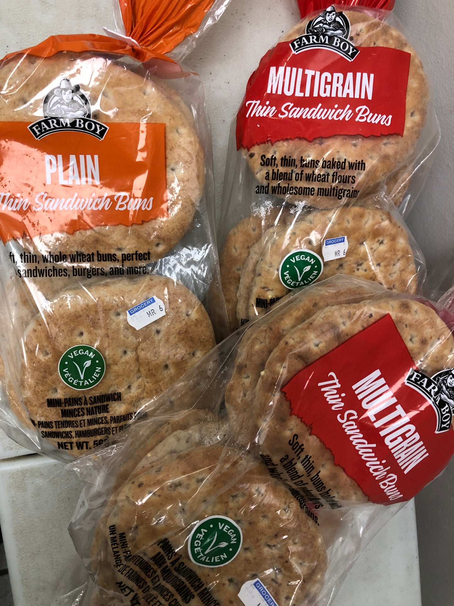 Thin sandwich buns