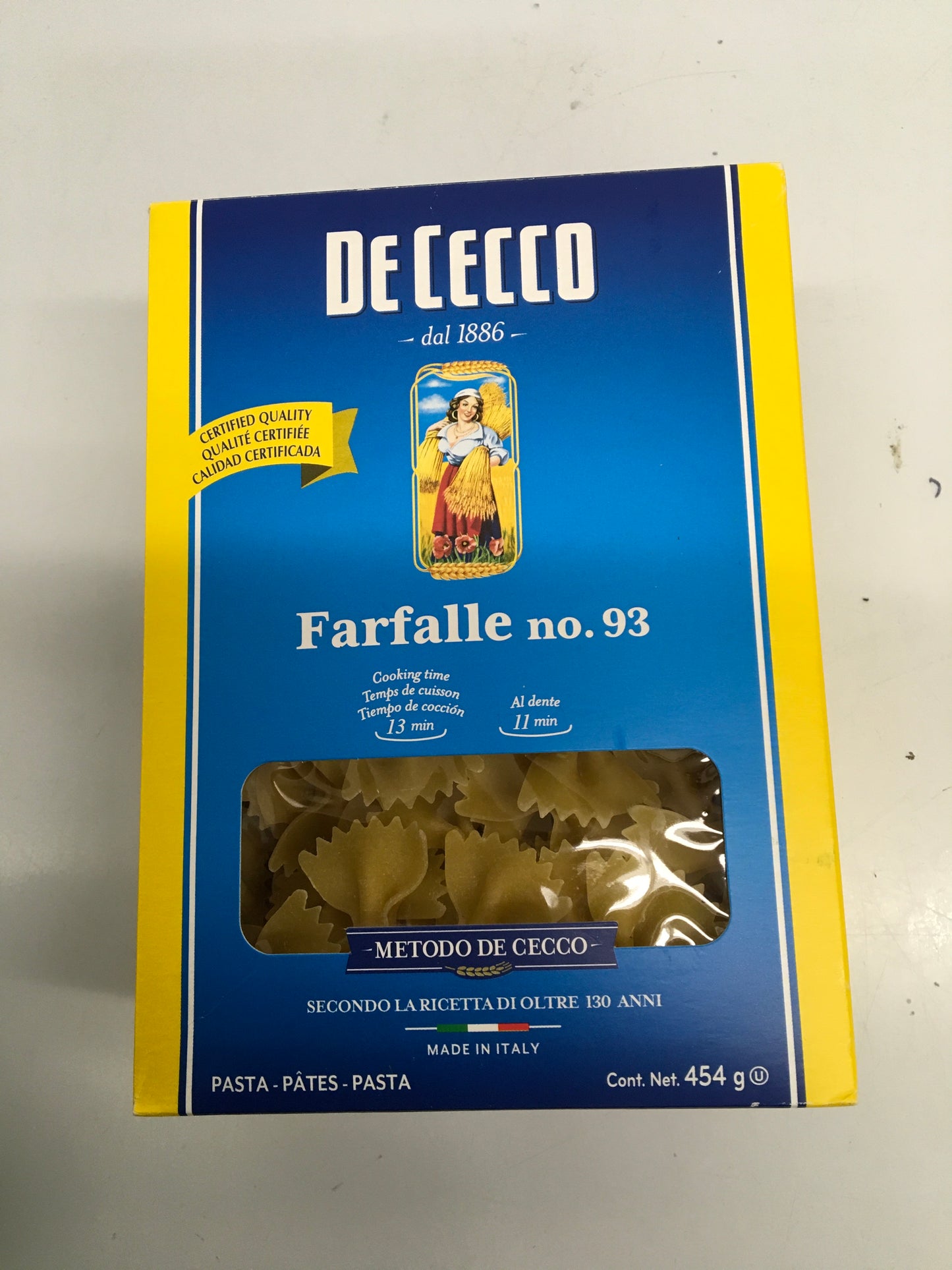 Dececco Farfalle Noodles