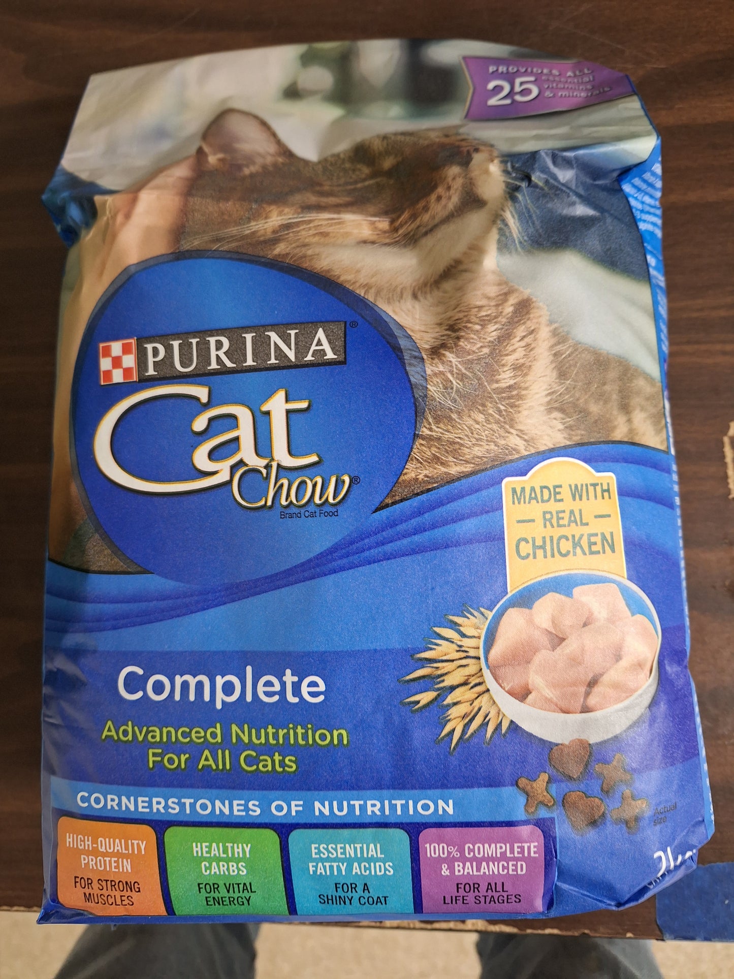 Purina Cat Chow complete (chicken)