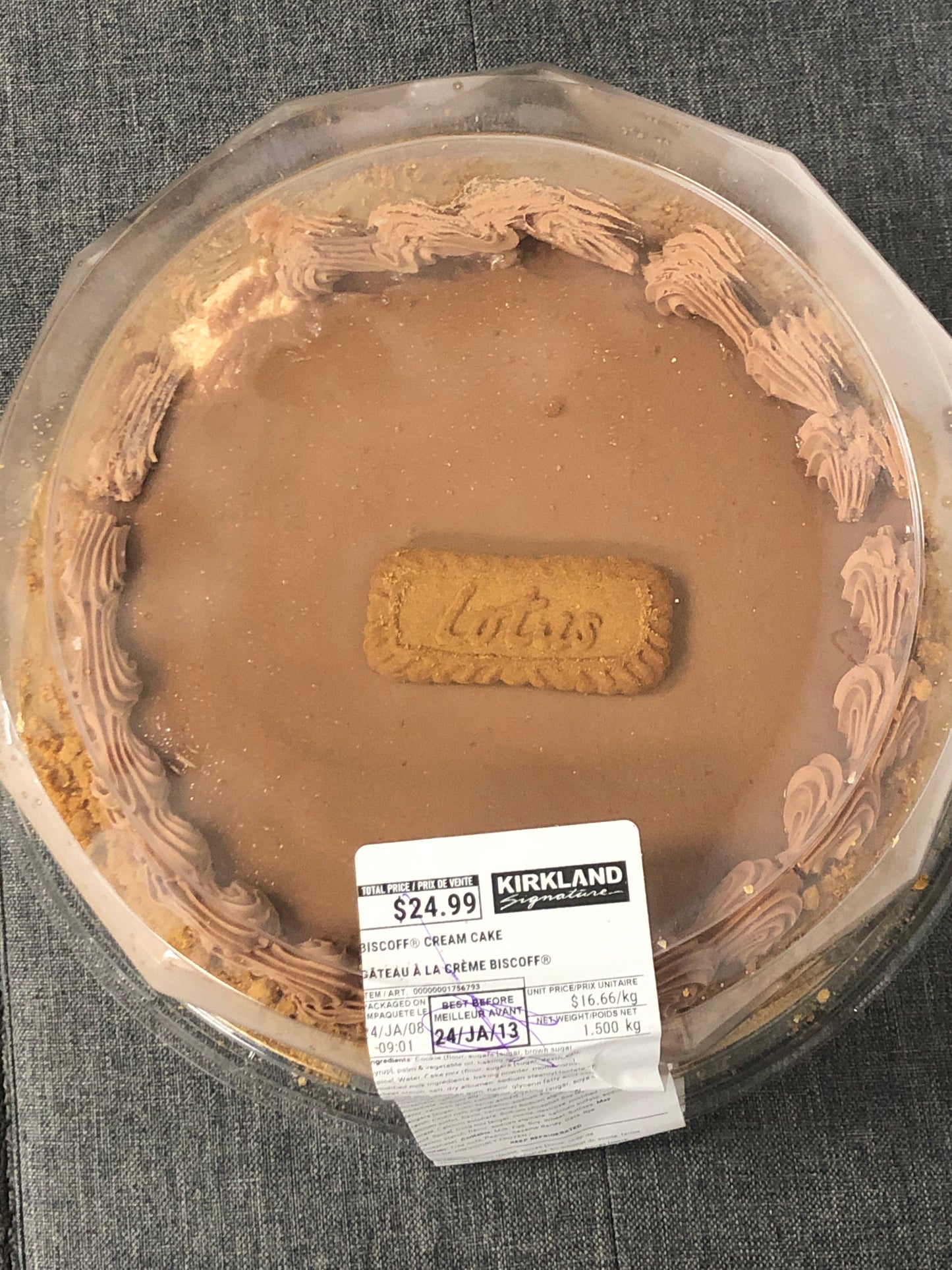 Biscoff cream cake
