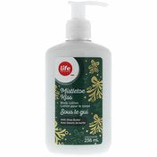 Life Mistletoe Kiss body lotion