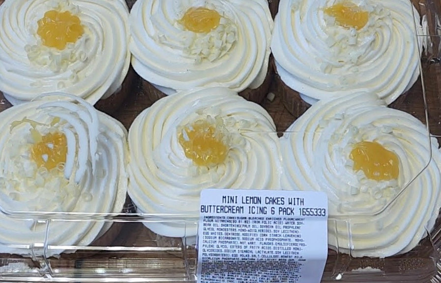Lemon mini cakes