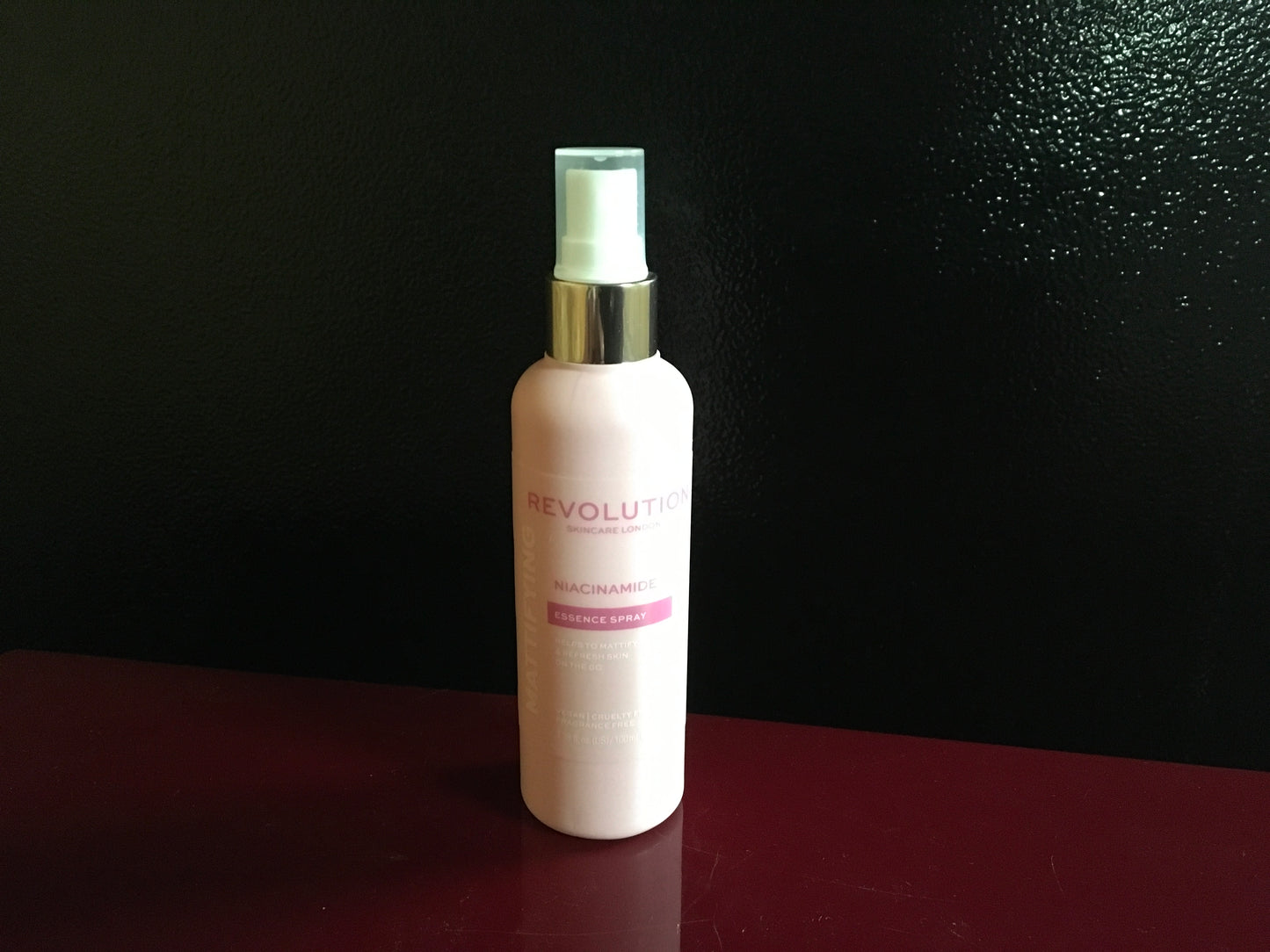 Revolution Magnifying Essence Spray